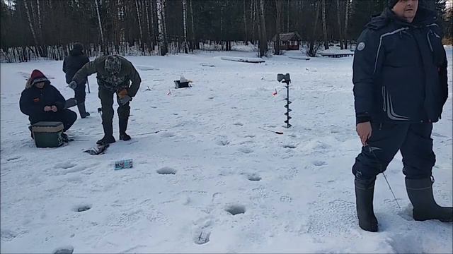 Китайские приманки хорошо работают на запуске. Клёвое место, Лосиный остров. смотреть онлайн