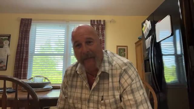 Clearing things up about Brian смотреть онлайн