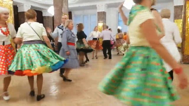 25. Ms "Golden Autumn" St.Petersburg "Butterfly Dancers Kaliningrad" смотреть онлайн