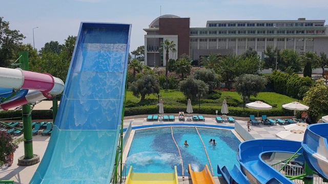 Аквапарк Queens Park Tekirova смотреть онлайн