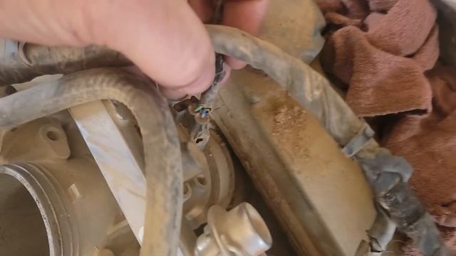 Polaris rzr 1000 cylinder 1 or 2 misfire. How to fix it. injector wires. смотреть онлайн