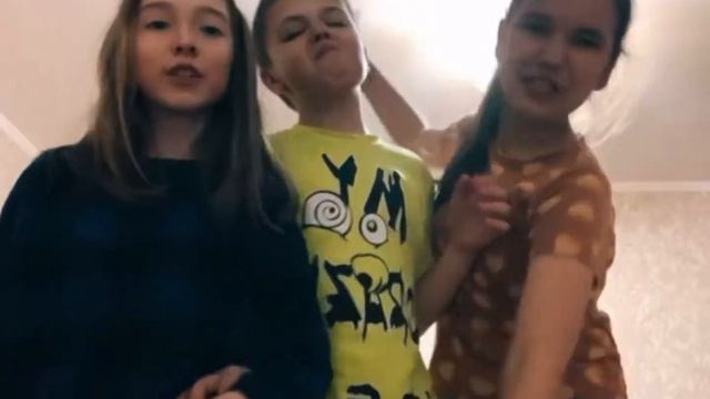 Это детишки червечишки !И мы сделали клип на песню «Солнце Монако»☀️❤️Беги смотреть ! смотреть онлайн