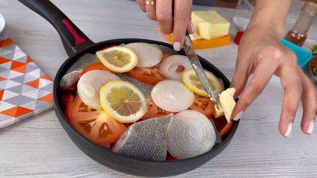 Все закинули в СКОВОРОДУ и ЗАБЫЛИ! Без возни! Вкуснее УЖИНА из рыбы еще не было (или обеда) смотреть онлайн