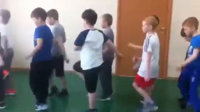 Из чего же, из чего же сделаны наши девчонки? смотреть онлайн