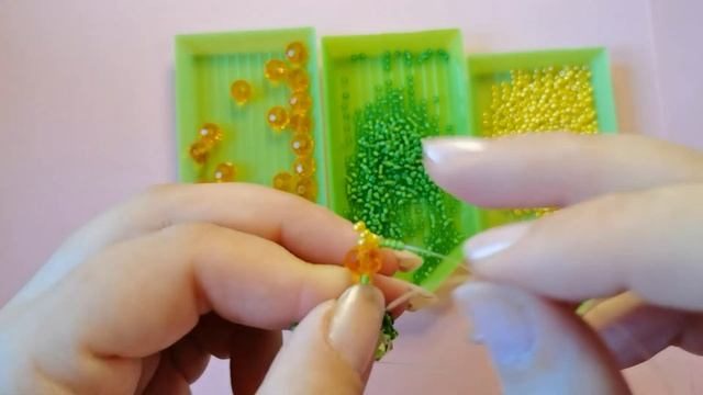 Чокер из бисера "Одуванчик" ( Choker made of beads ) смотреть онлайн