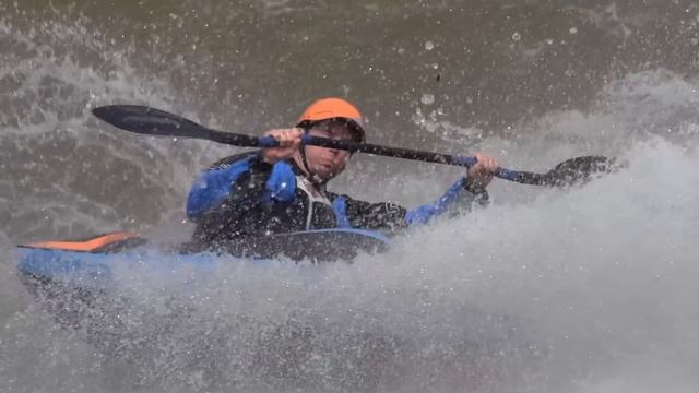 Freestyle Kayaker смотреть онлайн