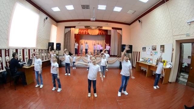 ансамбль "Лучики" песня "Здравствуй счастье" смотреть онлайн