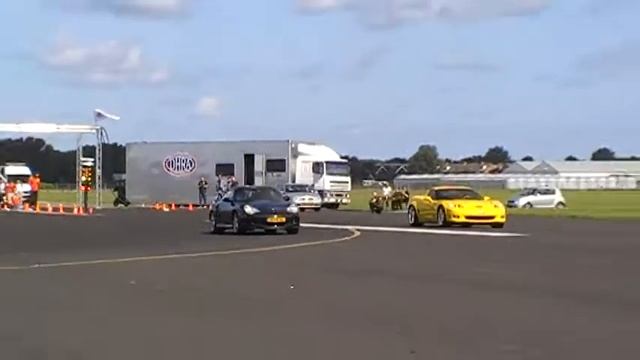 Porsche 996 Turbo Vs. Corvette C6 Z06!