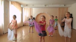 Танец с шарфами "Мама"