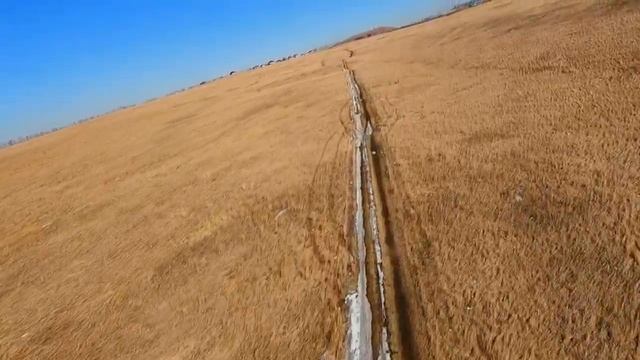 Погоняемся за Рыбом (ATOMRC Dolphin) на кваде :) смотреть онлайн