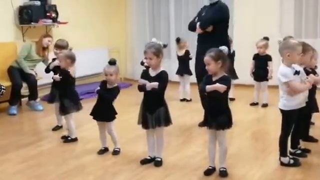 19.03.2021г. Открытое занятие в танцевальном коллективе "Малышок" - "С любовью к маме". смотреть онлайн