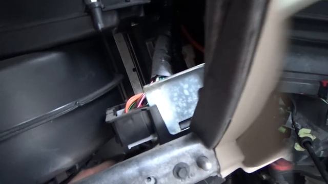 Ford Explorer Heater Core Replacement смотреть онлайн
