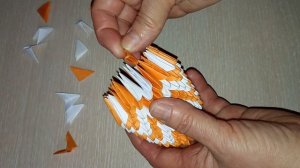 Пасхальное яйцо из бумаги в технике модульное оригами