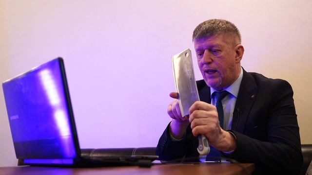 Михалков и Саватеев Эксперемент с ножами Объявление для спонсоров Опять Мелянцев 3 смотреть онлайн