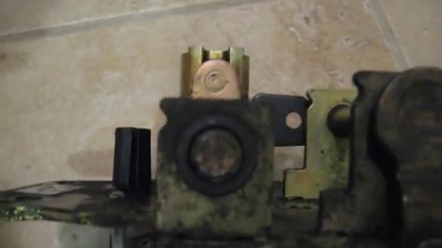 Broken 2000 Ford Focus/Cougar MTX-75 Shift Mechanism (Tower) PN# XS4R-07201-CD смотреть онлайн