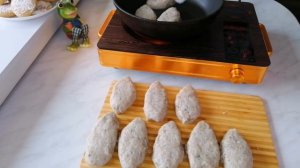 КОТЛЕТЫ ИЗ МИНТАЯ С САЛОМ. Вкусные, сочные.