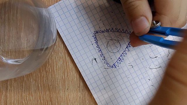 рисую шип из Evo Pop от Zeptolab