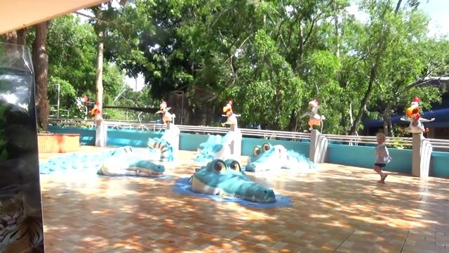 Влог: Катаемся на слонах и кормим рыб из сосочки смотреть онлайн