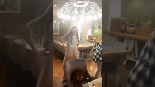 Что там случилось.😨😨День рождение моей однаклассницы🥰🥰💝💝❤🤩🤩🥳🙈😨 смотреть онлайн