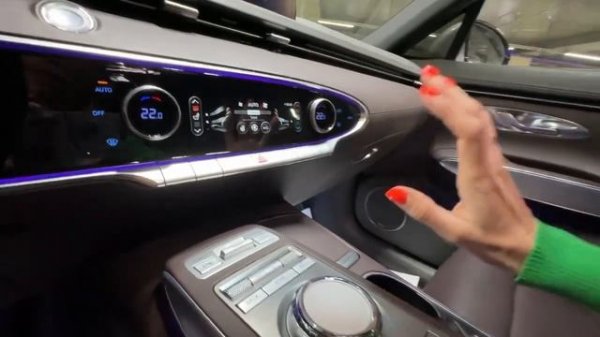 Genesis GV70 LisaRulit