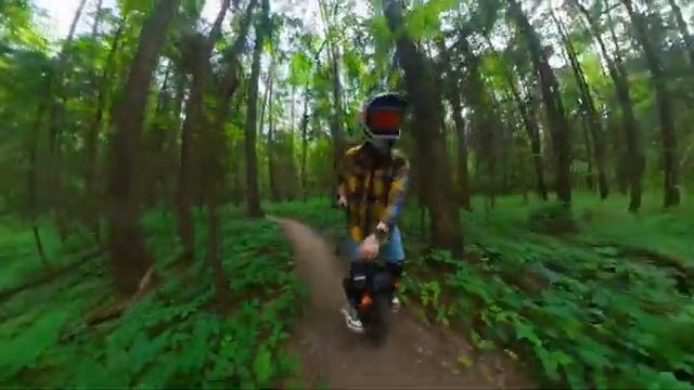 Моноколесо Begode t4 по лесным трейлам смотреть онлайн