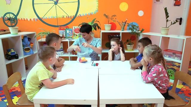 Педагогическая копилка - "Эксперименты с воздухом". Одуванчик, старшая группа, 09.08.22 смотреть онлайн