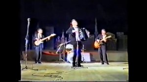 Валерий АРАФАИЛОВ (аккордеон)
