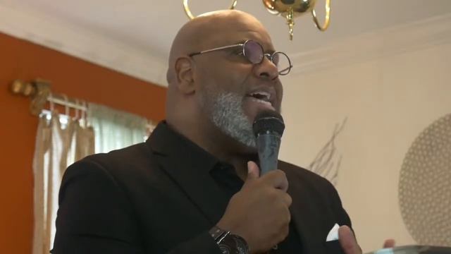 Renew Your Life with Bishop PJ Edmund смотреть онлайн