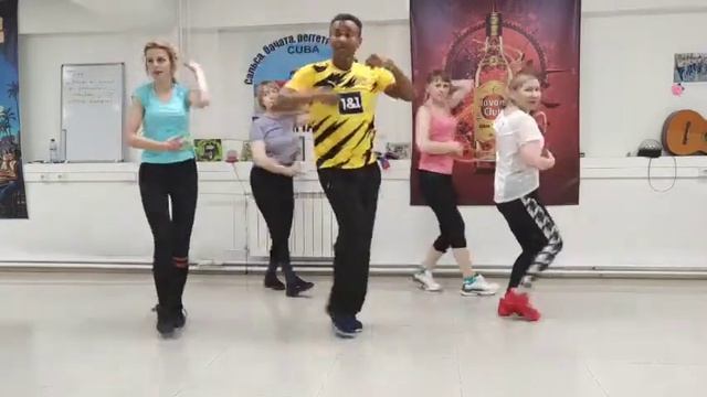 Бачата Bebé, Camilo. Кубинская студия танца Гавана, Иркутск смотреть онлайн