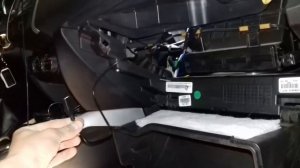 Как установить шнур USB на  Митсубиси АСХ