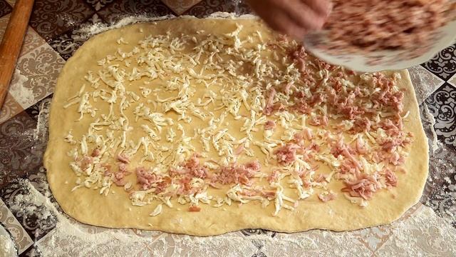 Потрясающие булочки которые улетают со стола смотреть онлайн