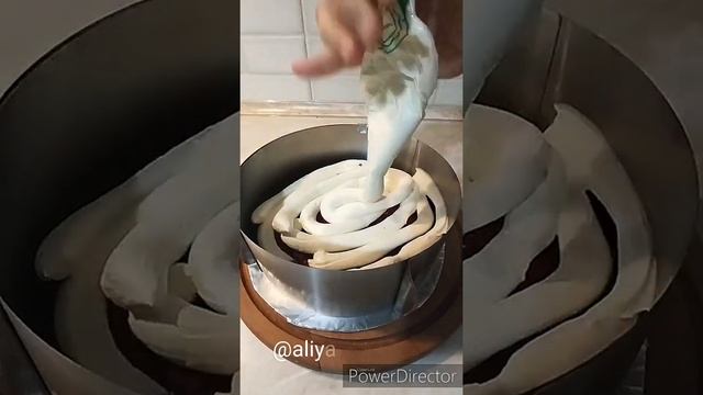Красный бархат / Қызыл мақпал торты смотреть онлайн