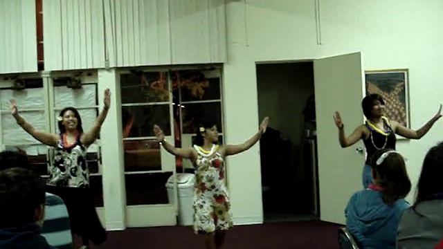 "Welina O'ahu" Hula Dance смотреть онлайн