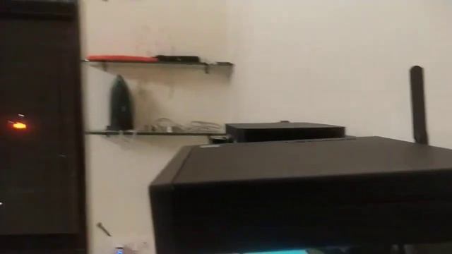 Lenovo Tiny Desktop смотреть онлайн