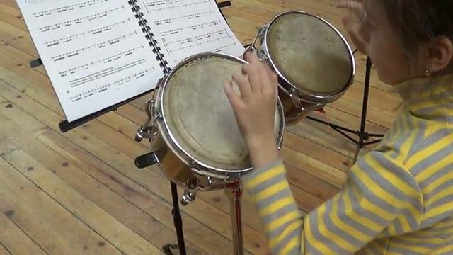 Занятие по книге ЕГО ВЕЛИЧЕСТВО РИТМ РАЗМЕР ритм с аппликатурой Лиза Орлова подг. группа смотреть онлайн