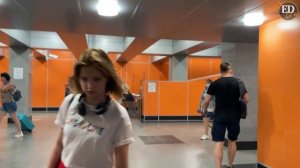 Станция метро «Беговая» в Санкт-Петербурге (СПб) – стеклянный «горизонтальный лифт». Обзор