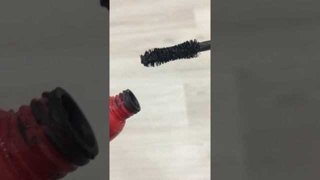 Тушь от Bourjois Big Lashes смотреть онлайн