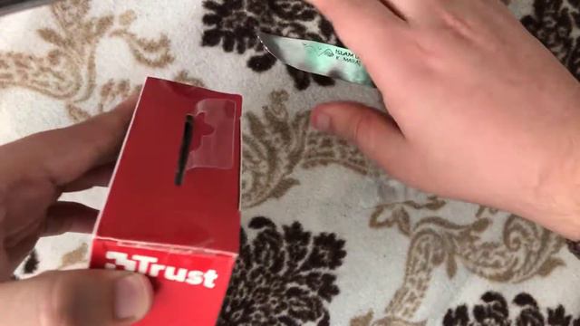 Trust 20378 Mikrofon Kutu Açılışı (: смотреть онлайн