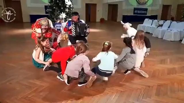 Рождественский сочельник. Игра "Дударь, Дударь что болит?" смотреть онлайн