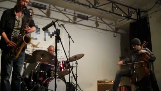 Easel /Christoph Erb-Michael Zerang-Fred Lonberg-Holm/ - ДОМ 18.04.15 смотреть онлайн