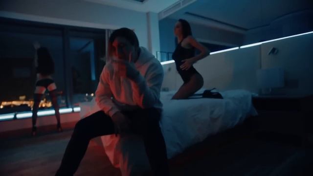 THRILL PILL ПРОБИВАЕТ ДНО? ПОСТАНОВОЧНЫЙ БИФ С НЕКОГЛАЕМ - КОНЕЦ КАРЬЕРЫ? смотреть онлайн