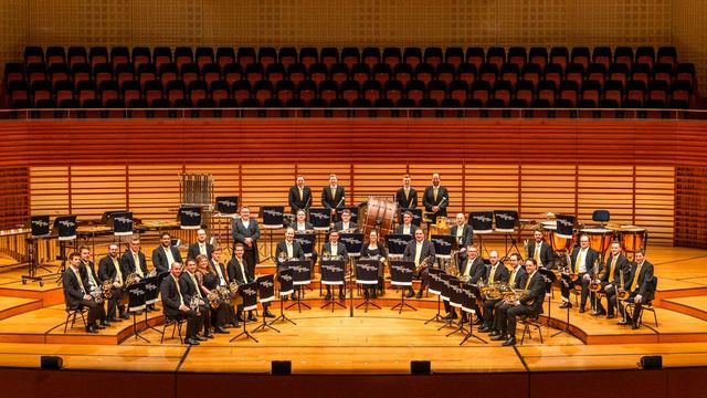 Rush Hour (Etienne Crausaz) - Brassband Bürgermusik Luzern - Direktion Michael Bach смотреть онлайн