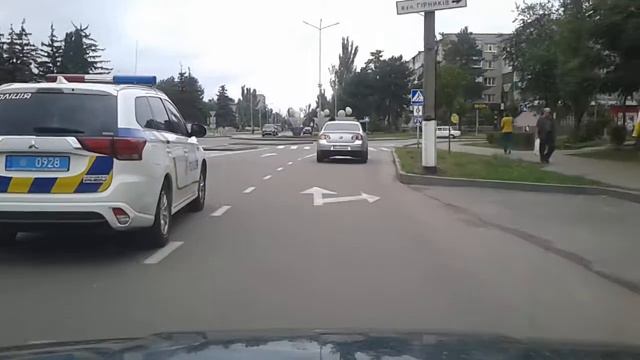 Зачем полиции разметка, зачем ей зеркала.. смотреть онлайн