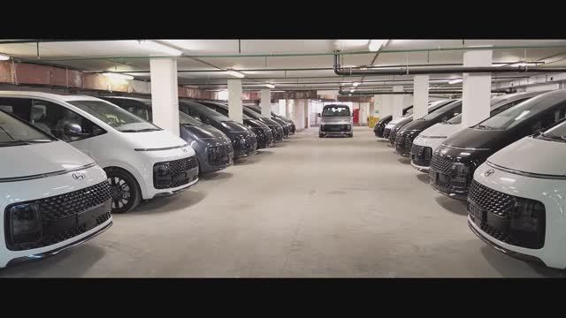 НОВЫЕ ХЕНДЭ СТАРИЯ 2,2 турбодизель 2023 г.в./HYUNDAI STARIA 4WD 7 мест в наличии на АЛЕКСЕЕВСКОЙ!!! смотреть онлайн