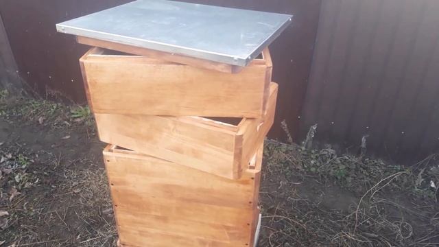 Вечный улей на пасеке. Спец покраска в цвет красного дерева. смотреть онлайн