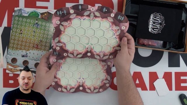 Meeple Mentor Unboxes Vivid Memories смотреть онлайн