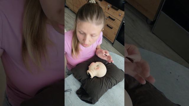 Рутинг. Как я прошиваю волосы кукле реборн. Процесс. смотреть онлайн