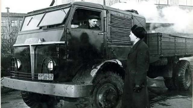 Паровая грузовая лошадь НАМИ 012, НАМИ 018, НАМИ 0125