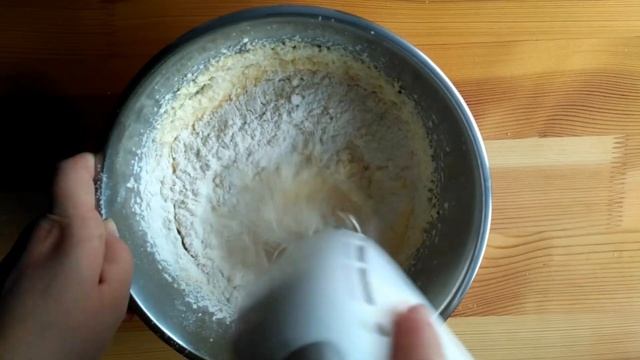 Как приготовить кексы. Ванильные капкейки. Простой рецепт. смотреть онлайн