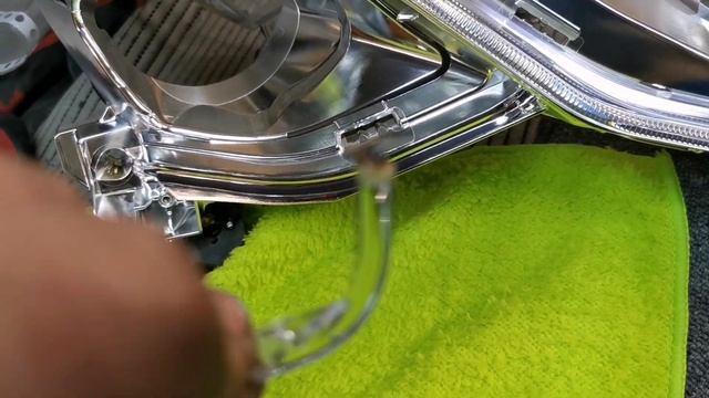 naprawa lamp do samochodów Toyota Yaris Avensis Auris tel 739020099 смотреть онлайн